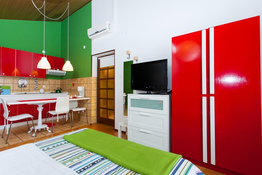 Premium Central Apartments Vrsar Extérieur photo