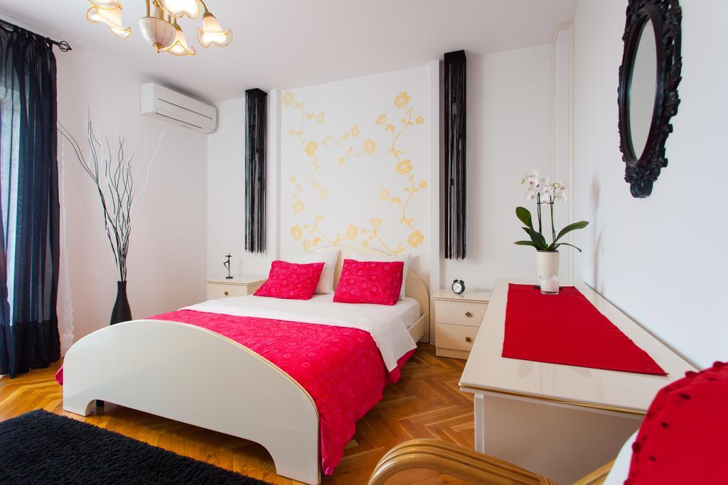 Premium Central Apartments Vrsar Extérieur photo