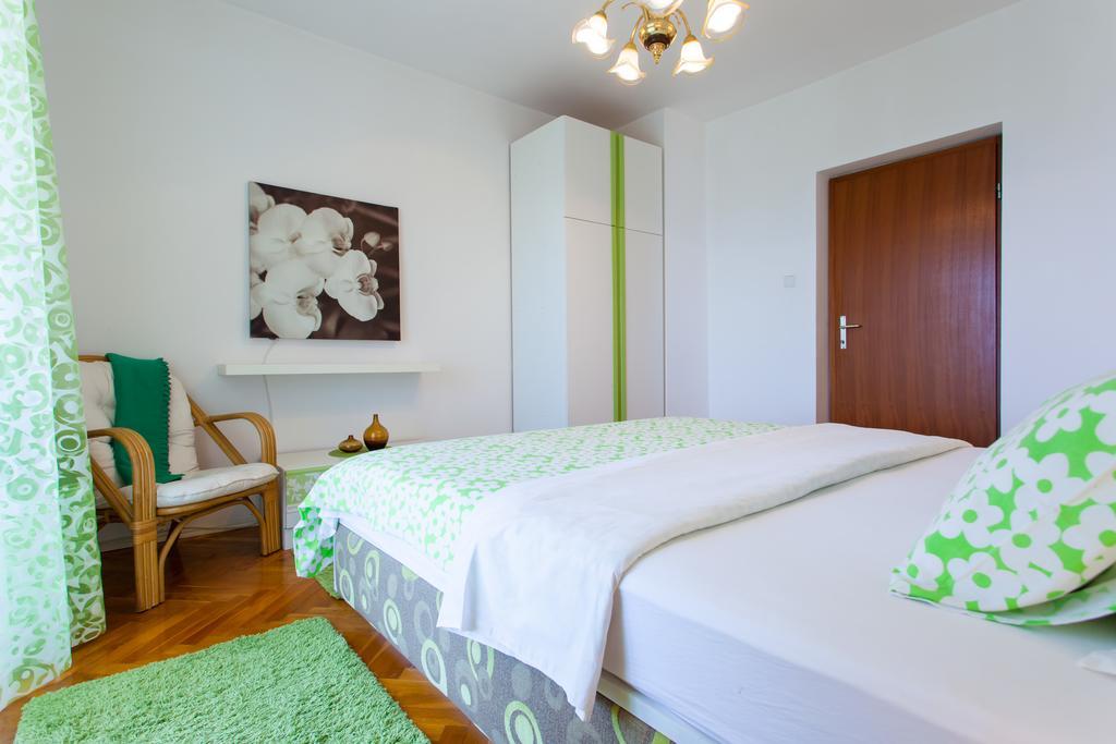 Premium Central Apartments Vrsar Extérieur photo