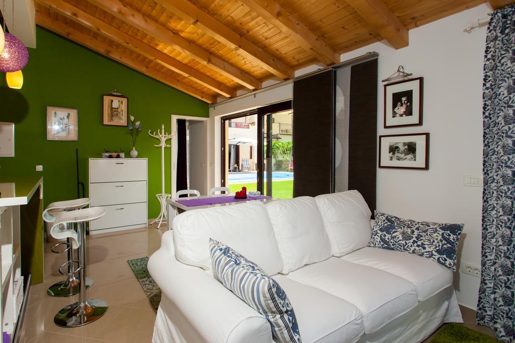 Premium Central Apartments Vrsar Extérieur photo